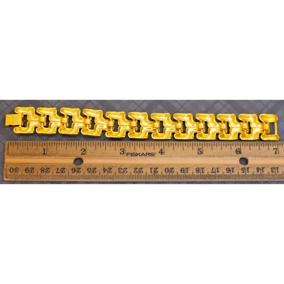 7 inch, Vintage Gold Tone Letter Y Geometric Links Bracelet - G49 - Picture 3 of 3